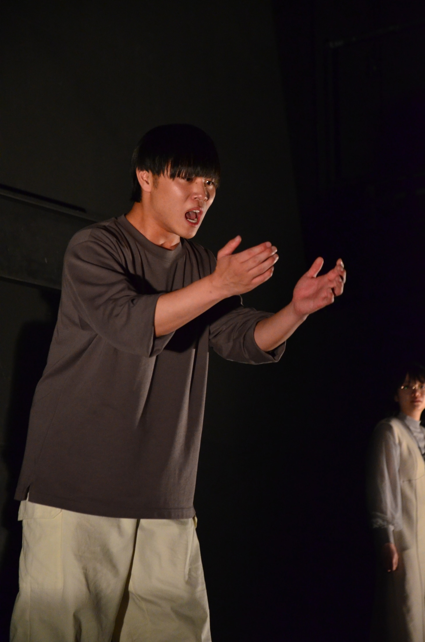 「優しい劇団の浅草演劇祭」【わんや篇】優しい劇団の大恋愛Volume九劇『暗黒提灯物語～娯楽町のさびしいお祭り～」より。