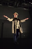 「優しい劇団の浅草演劇祭」【わんや篇】優しい劇団の大恋愛Volume九劇『暗黒提灯物語～娯楽町のさびしいお祭り～」より。