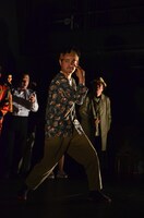 「優しい劇団の浅草演劇祭」【わんや篇】優しい劇団の大恋愛Volume九劇『暗黒提灯物語～娯楽町のさびしいお祭り～」より。