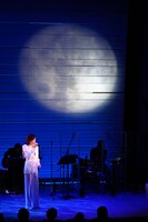 「真琴つばさ 40th Anniversary Concert『Zensokyoku ― 明日への前奏曲 ―』」より。