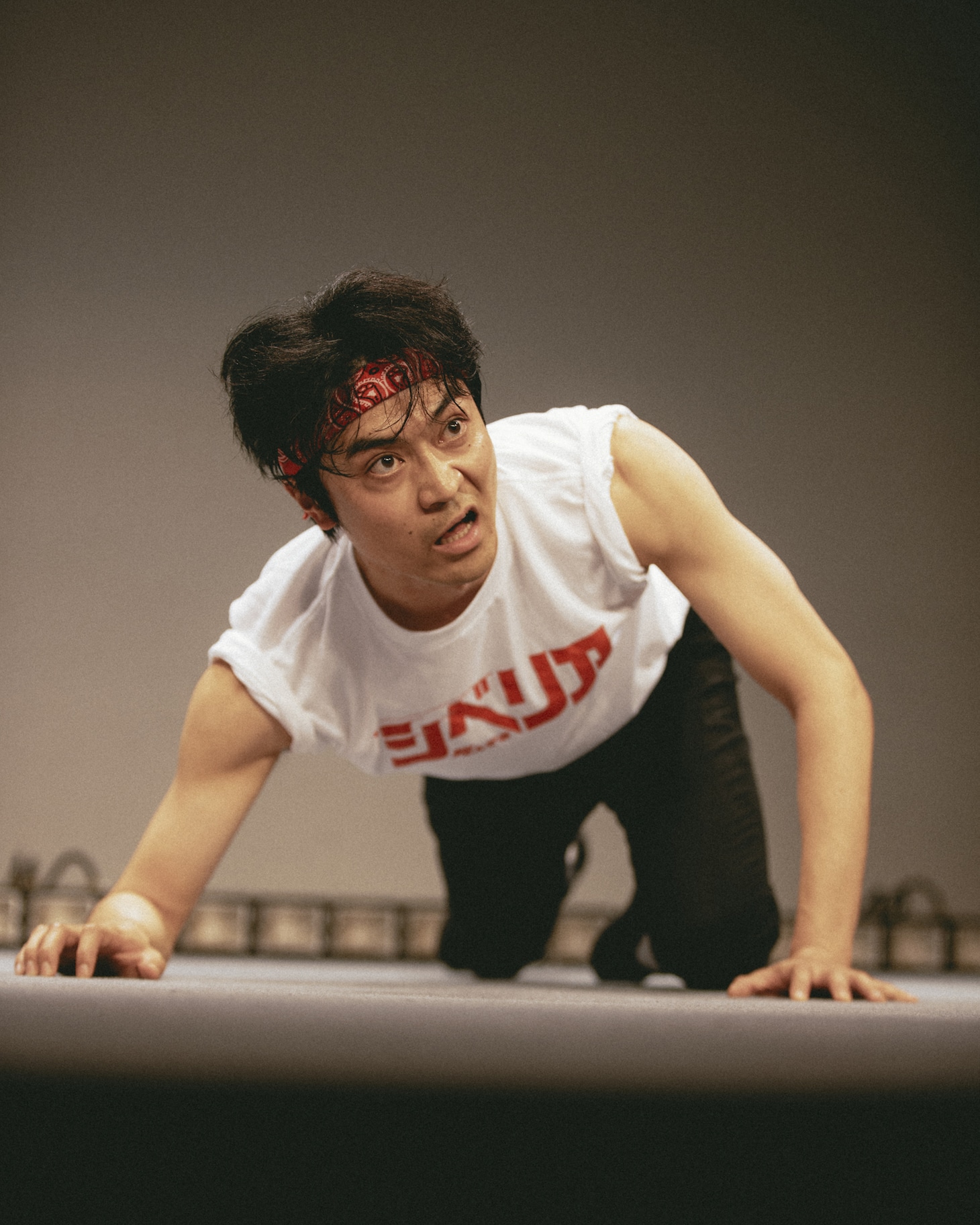 劇団ドラマティックゆうや 第8回公演「嘘の教育」より。（Photo by TAGAWA YUTARO）