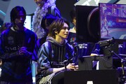「ACTORS☆LEAGUE in Games 2025」より「ストリートファイター6」をプレイしている様子。（撮影：小境勝巳、冨田味我）©CAPCOM ©ALG2025