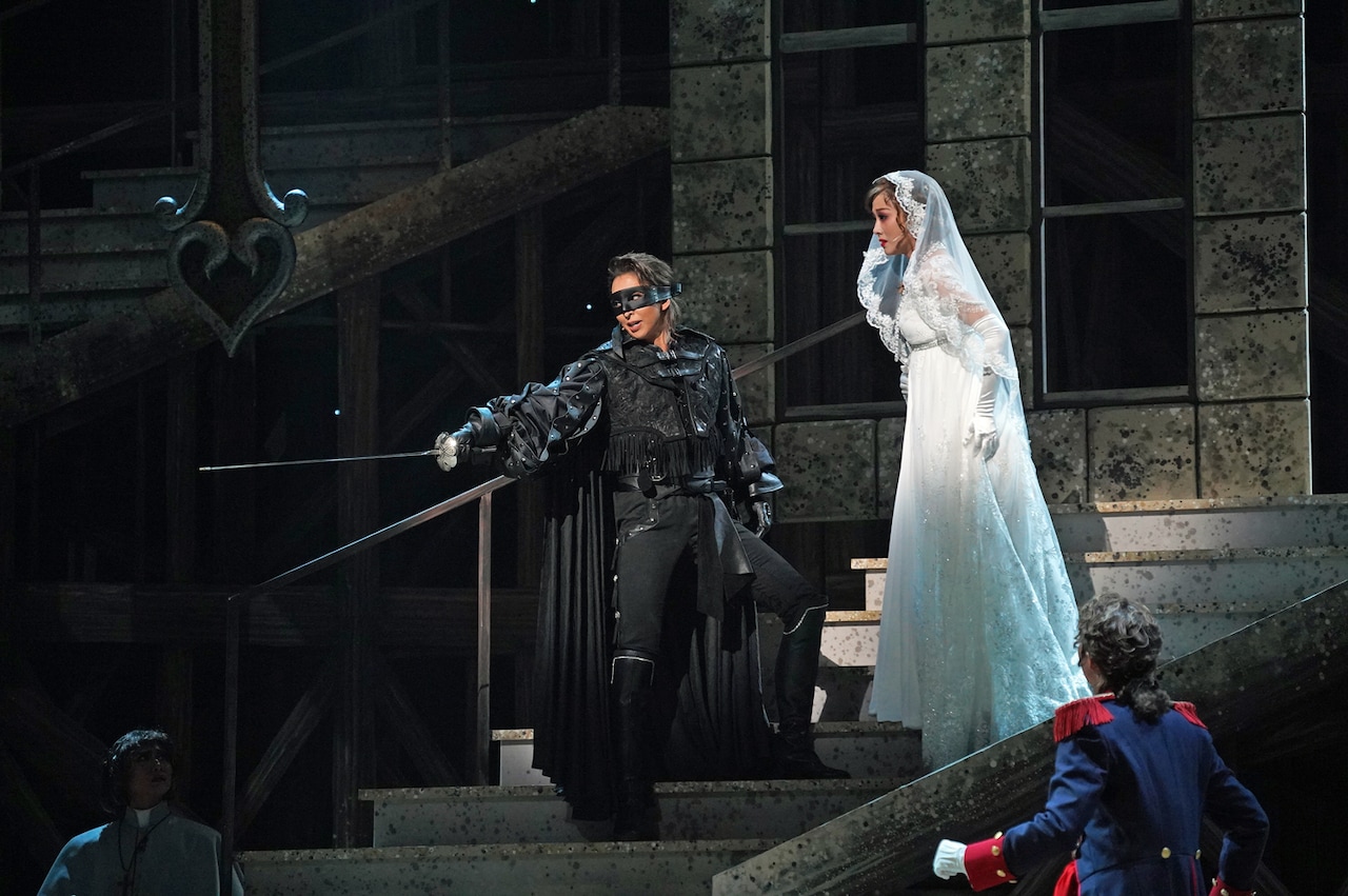 宝塚歌劇宙組「ZORRO THE MUSICAL」公開舞台稽古より。 - 桜木