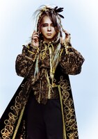 ミュージカル「キルバーン」より、ドナテルロ役の松岡充。