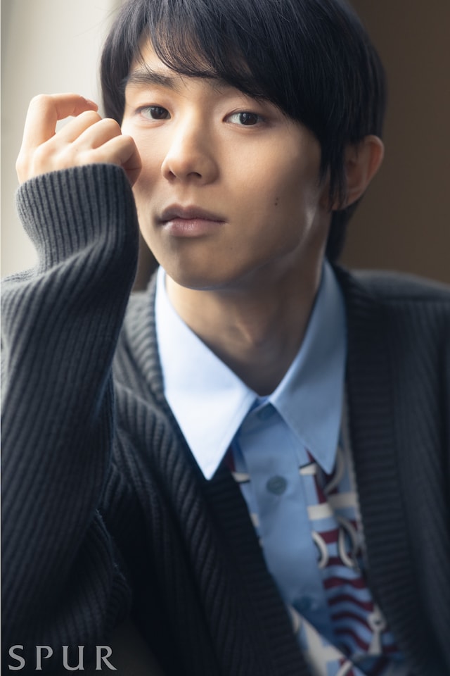 「SPUR」8月号より、羽生結弦。©2025年 SPUR8月号 / 集英社 Photography / 横浪修