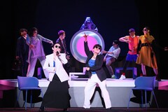 ラップも登場！文学座「もうひとりのわたしへ」開幕、五戸真理枝「極上のエンターテイメントを」