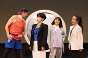 文学座公演「もうひとりのわたしへ」より。（撮影：宮川舞子）