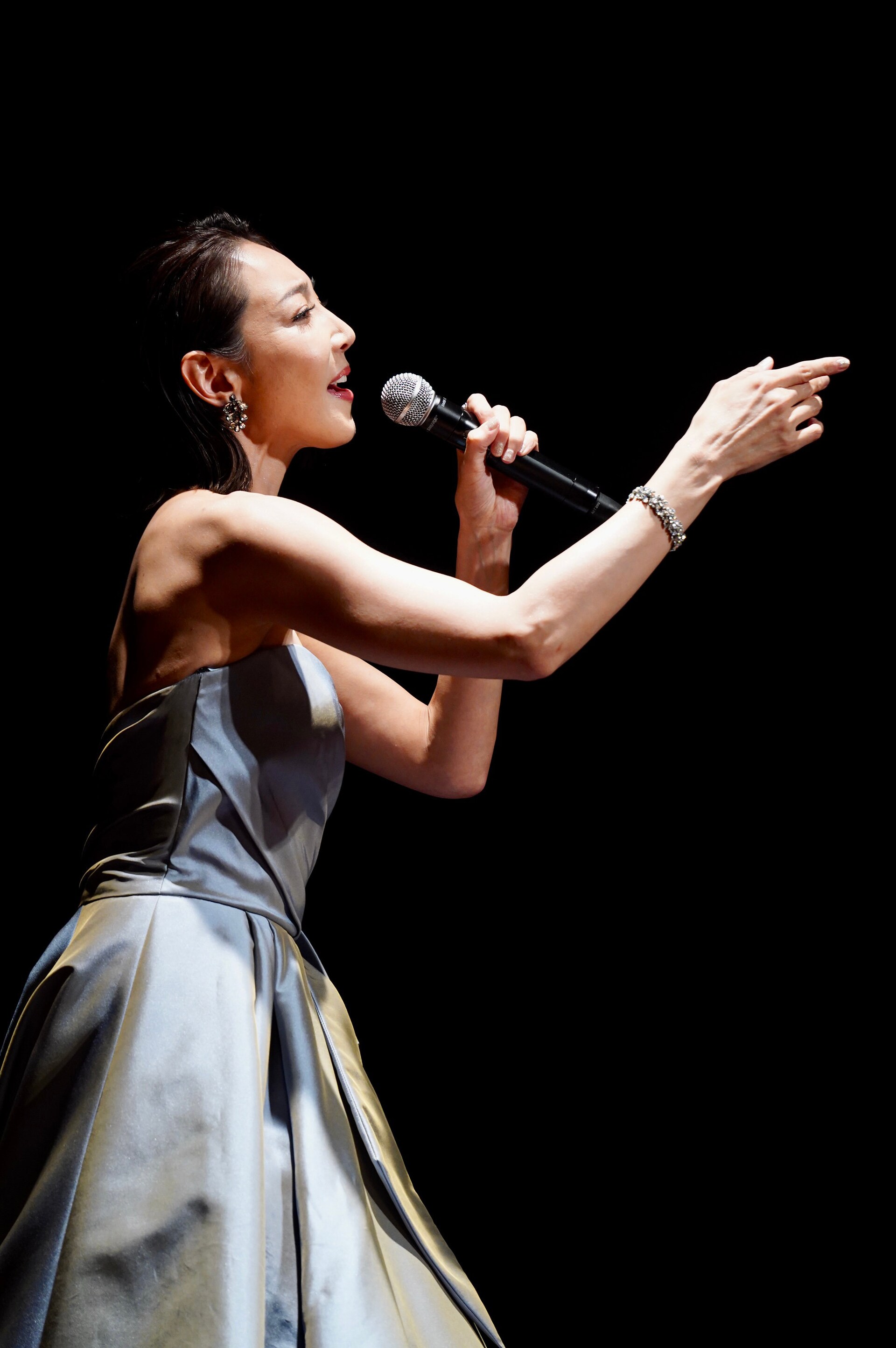 マタ・ハリ」に柚希礼音・愛希れいか「すべてを懸けて」新曲追加に甲斐
