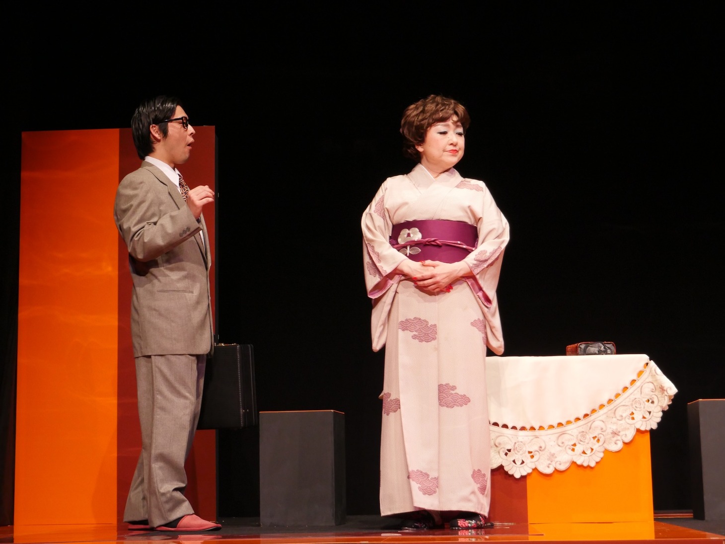 スラステslatstick 第7回公演「LIPSTICKS」より。