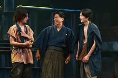 全身全霊で働く男たちの熱い姿を！松本利夫主演、今江大地ら共演「よろしく候」開幕