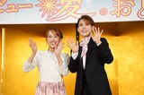 OSK日本歌劇団「レビュー 夏のおどり」取材会より、翼和希（右）と千咲えみ（左）。