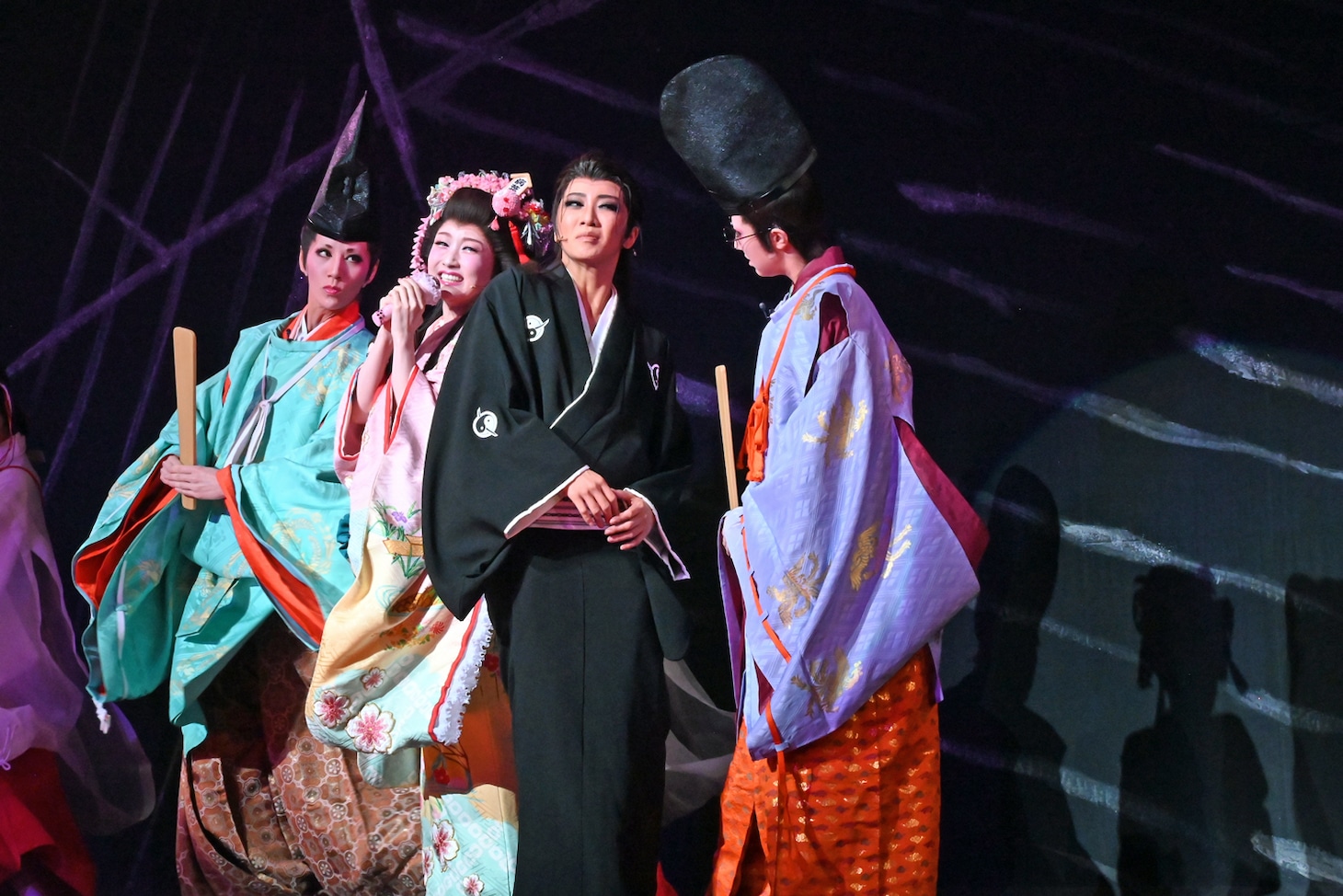 宝塚歌劇星組「ミュージカル『阿修羅城の瞳』」より。