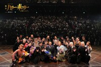 舞台「ハリー・ポッターと呪いの子」より、吉沢悠卒業公演の様子。（撮影：渡部孝弘）
