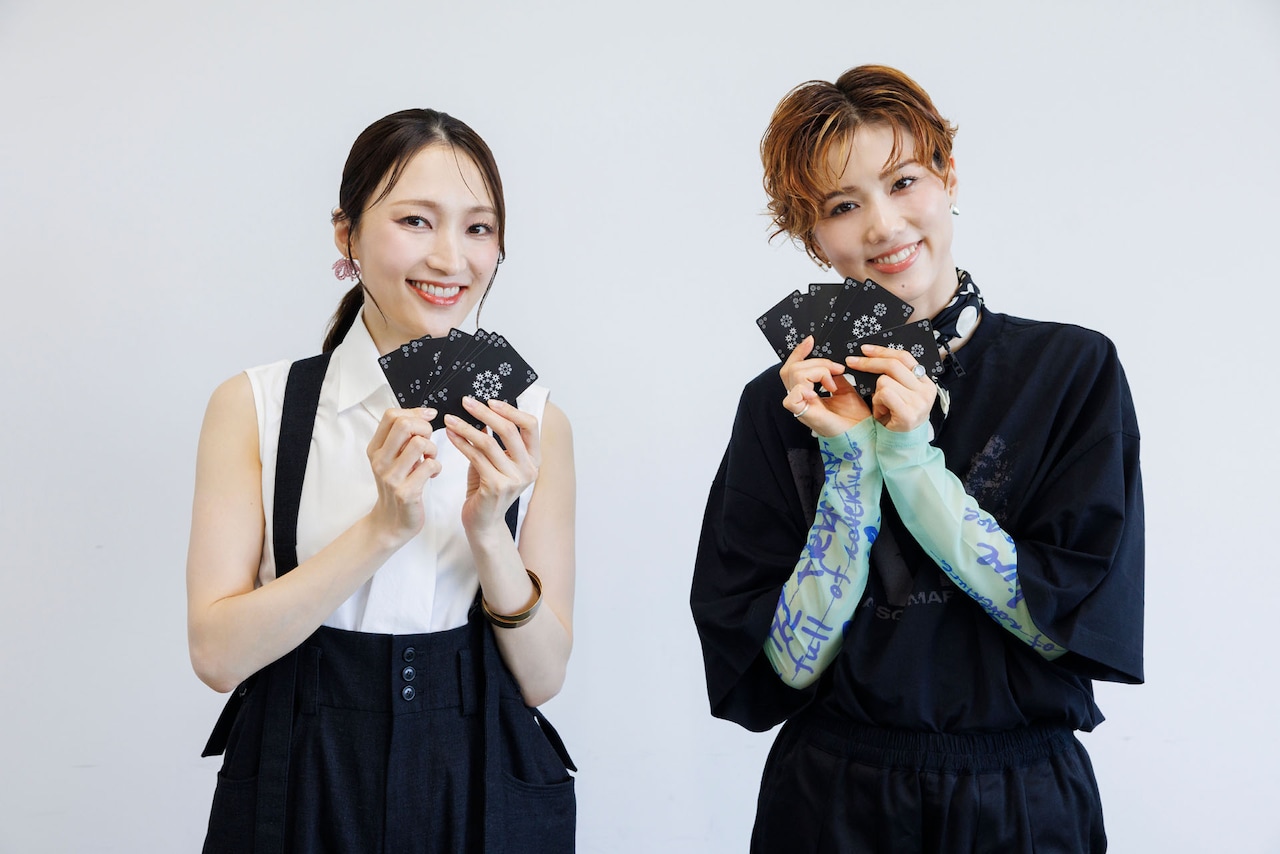 左から望海風斗、彩風咲奈。 - 「芳雄のミューFes.」ゲストの凪