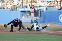 「ACTORS☆LEAGUE in Baseball 2025」より。（撮影：小境勝巳、佐藤薫、冨田味我、山越隼）