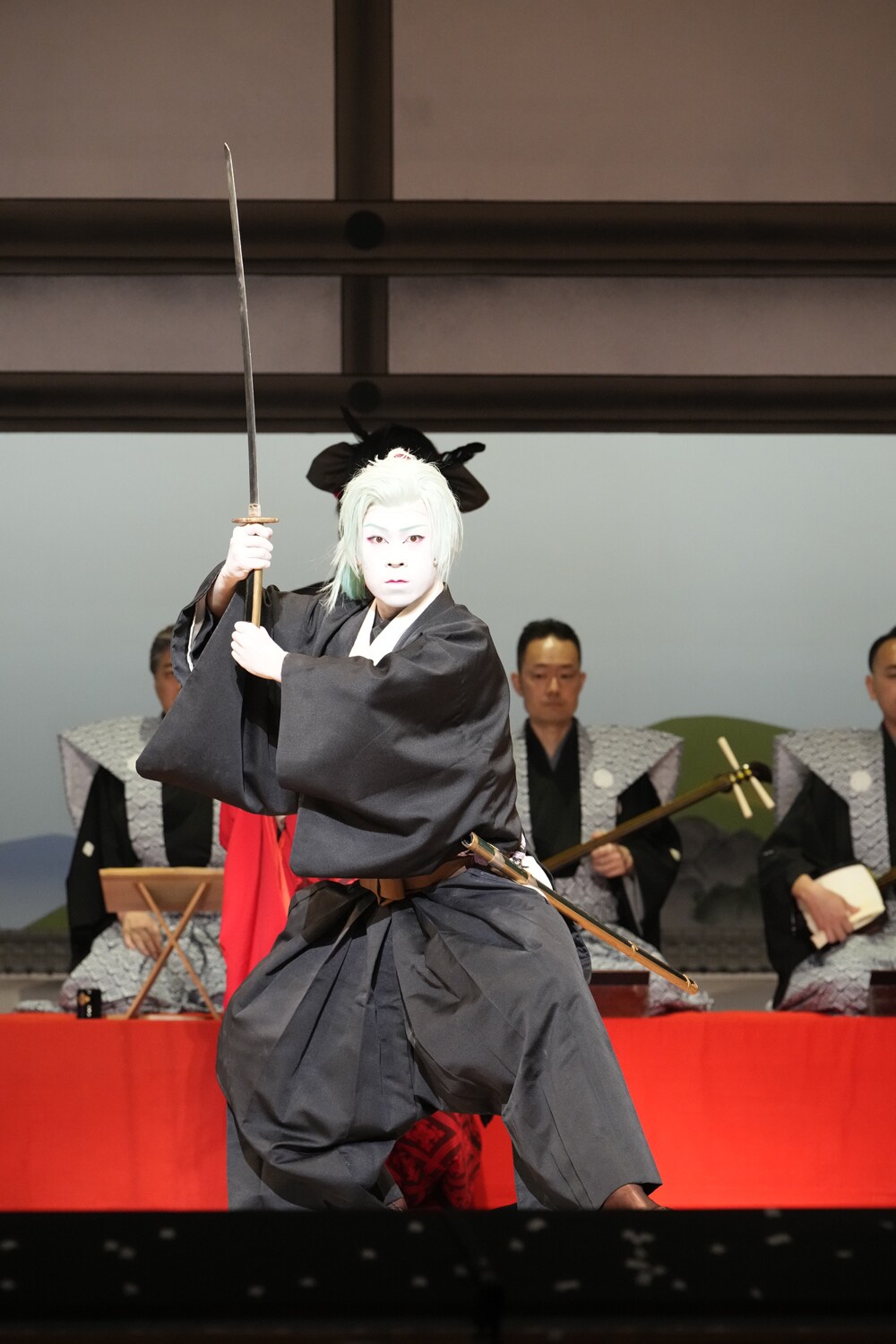 歌舞伎「刀剣乱舞 東鑑雪魔縁」より、上村吉太朗演じる膝丸