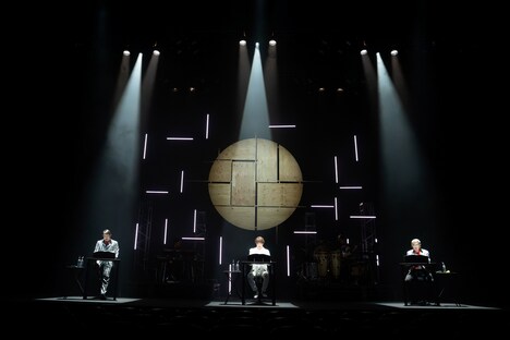 Reading Rock トラベルショー「ガリバー」 / 「月世界旅行」より、「ガリバー」の様子。（Photo by Tomomi Ito / ©Reading Rock Travel Show 2025）