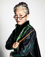 白木美貴子扮するマクゴナガル校長