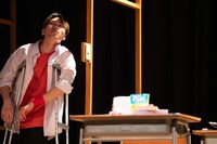 ロロいつ高シリーズ「校舎、ナイトクルージング」より。（撮影：岩本美佳）