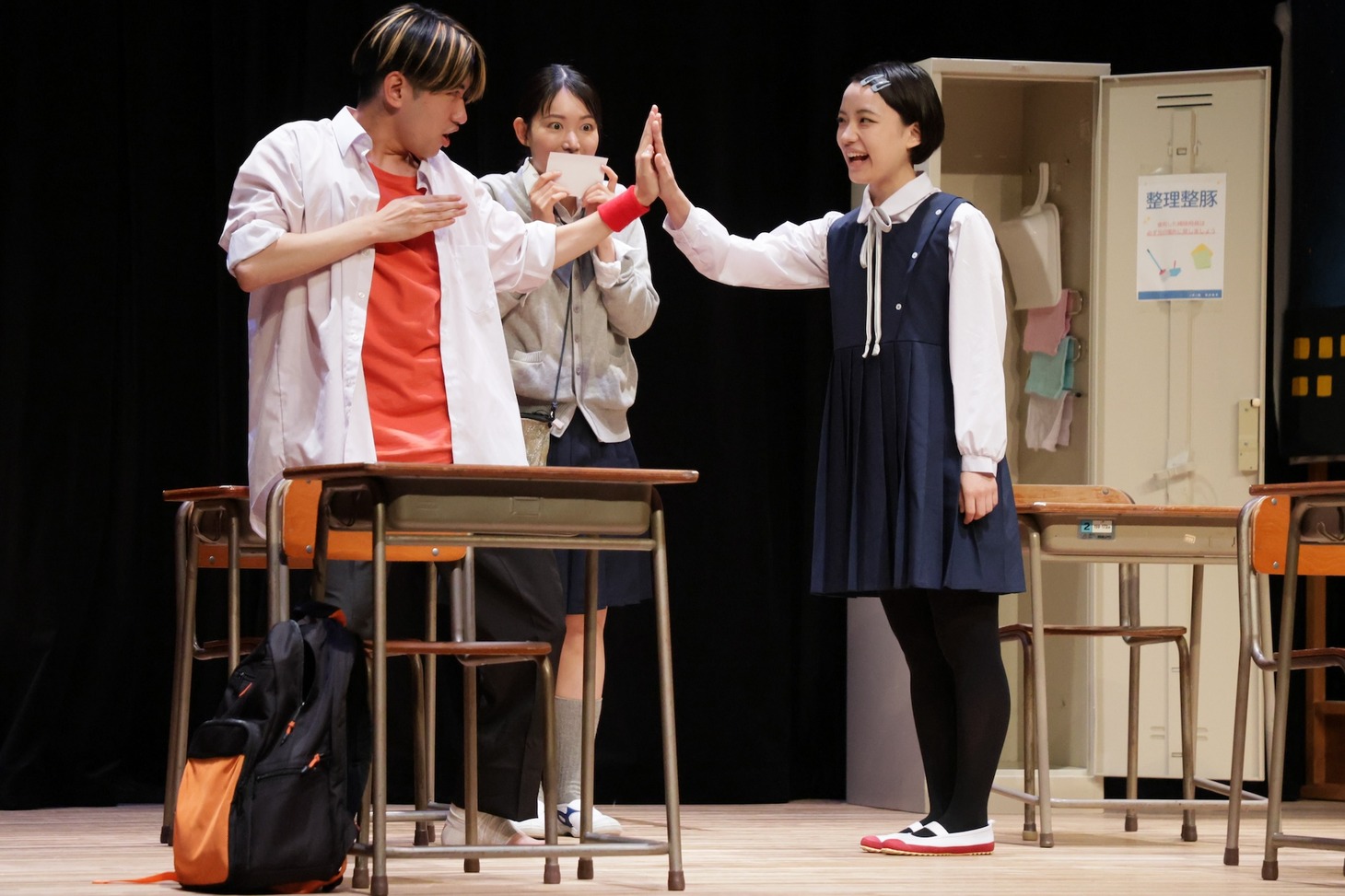 ロロいつ高シリーズ「校舎、ナイトクルージング」より。（撮影：岩本美佳）