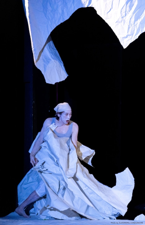 佐々木蔵之介ひとり芝居「ヨナ-Jonah」より。