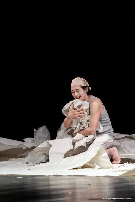 佐々木蔵之介ひとり芝居「ヨナ-Jonah」より。