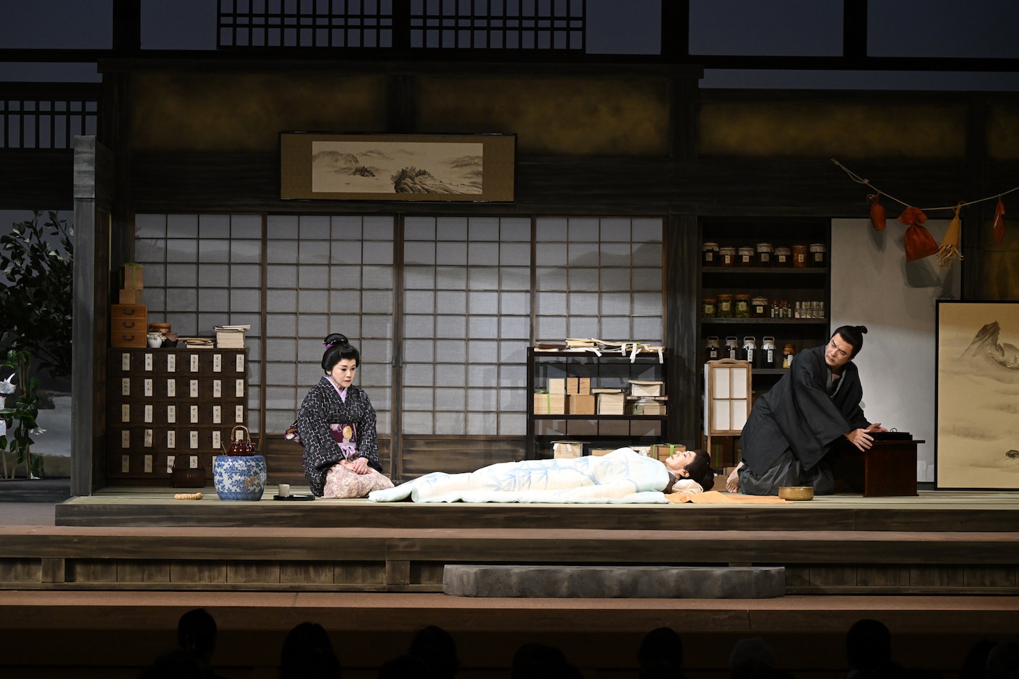 「華岡青洲の妻」より。