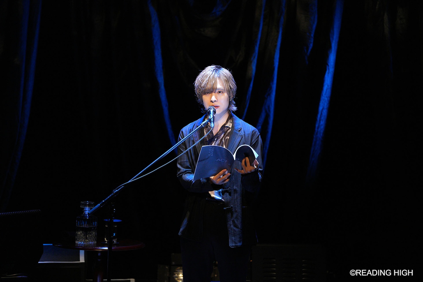 音楽朗読劇 READING HIGH noir 第3回公演「HYPNAGOGIA～ヒプナゴギア～」7月12日公演より、岡本信彦。
