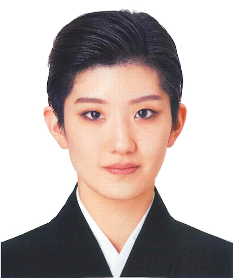 礼華はる©宝塚歌劇団
