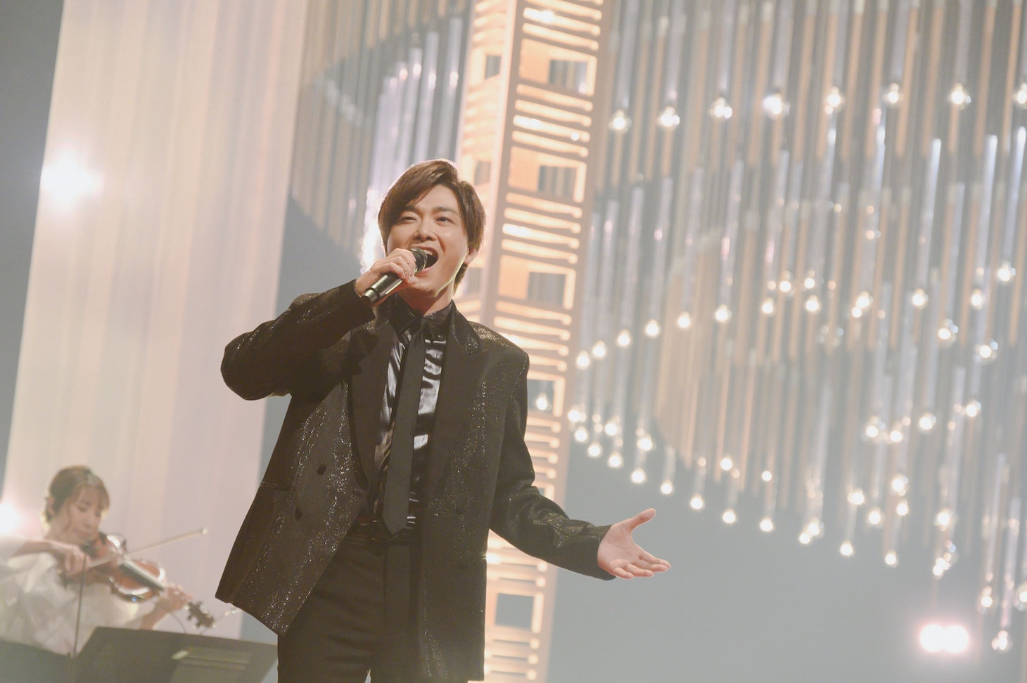 NHK総合「SONGS 井上芳雄」より。（写真提供：NHK）