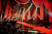 NHK総合「SONGS 井上芳雄」より。(写真提供:NHK)