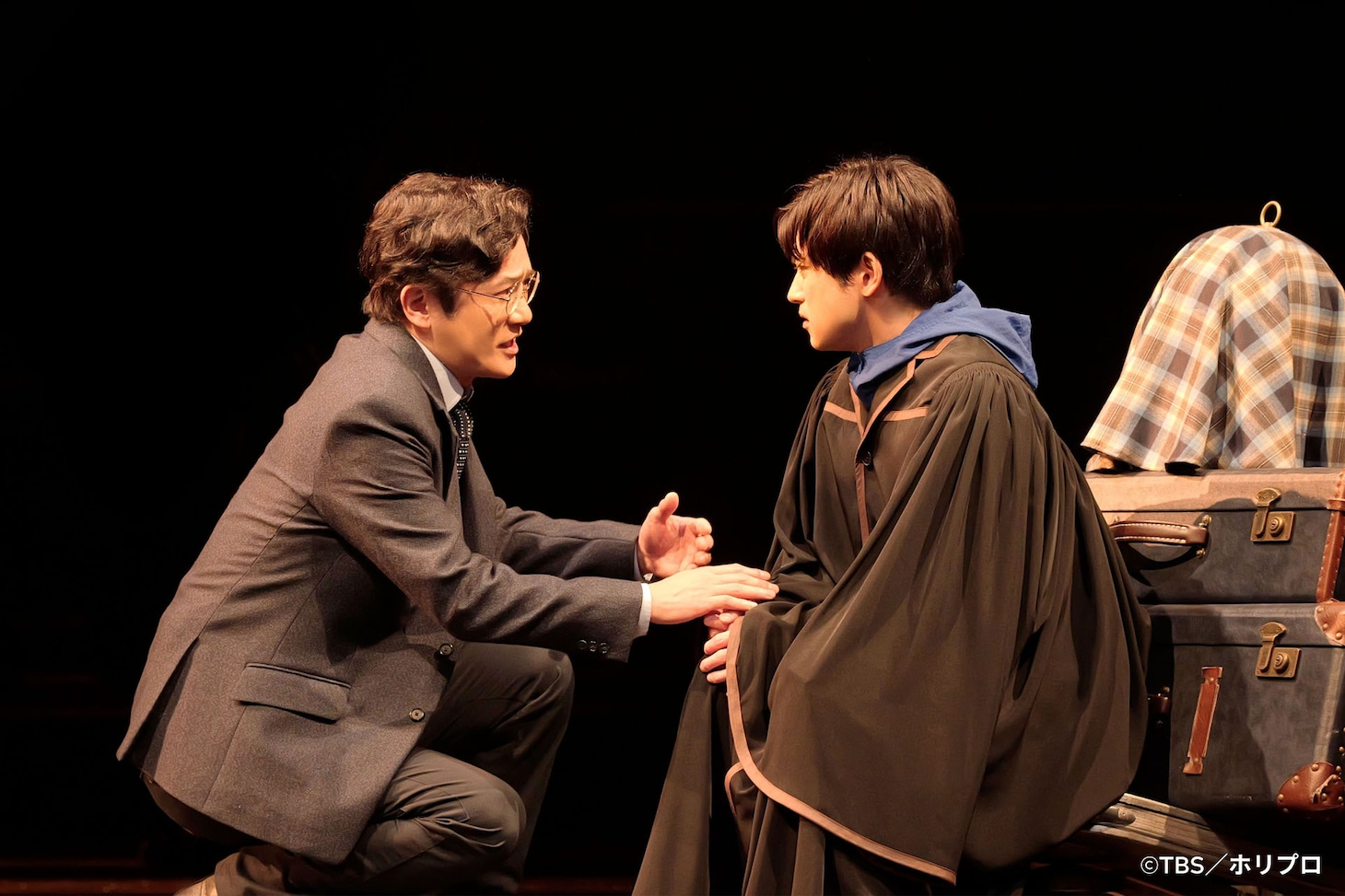 舞台「ハリー・ポッターと呪いの子」稲垣吾郎がゲネプロ振り返る「最前列にハリーが5人いた」