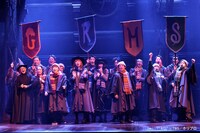 舞台「ハリー・ポッターと呪いの子」より。（撮影：渡部孝弘）