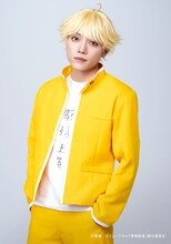 伊崎龍次郎扮する総武線（総武本線）のキャラクタービジュアル。