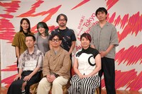 舞台芸術祭「秋の隕石2025東京」ラインアップ発表記者発表会より。前列左から花形慎、岡田利規、菊川朝子、後列左から山口遥子、関田育子、タニノクロウ、葛西敏彦。