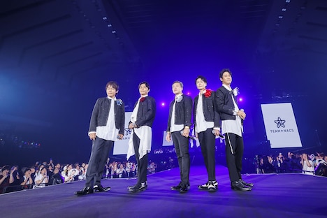 「CUE DREAM JAM-BOREE 2025 UMASHIKA SUMMER FES!!!!!」より。（撮影：鑓水雄介、坂井亨輔）