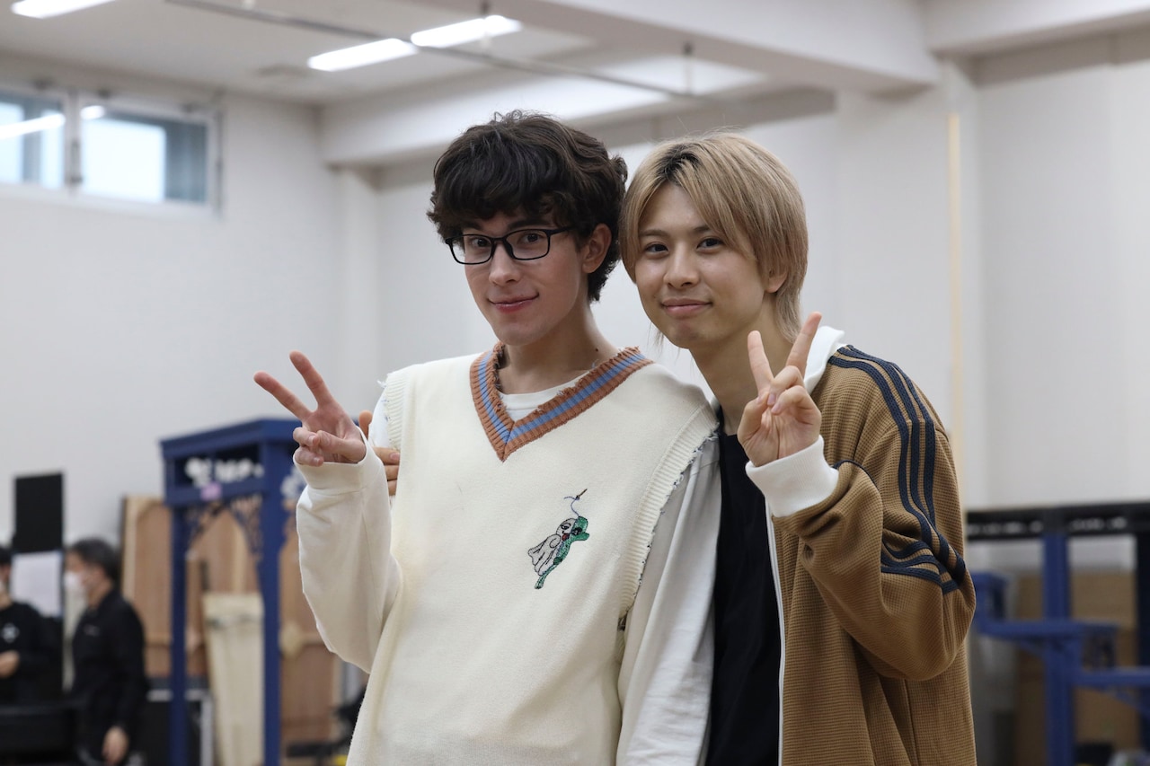 岡宮来夢・東島京らの青春感あふれる稽古写真＆オフショット公開「四月は君の嘘」