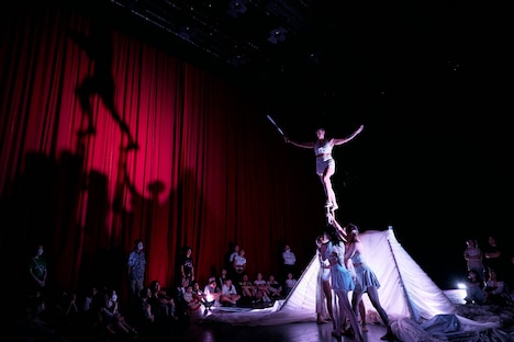 アロフト・サーカス・アーツ「ブレイブ・スペース」より。(撮影:加藤春日)