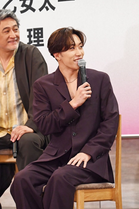 早乙女太一（手前）