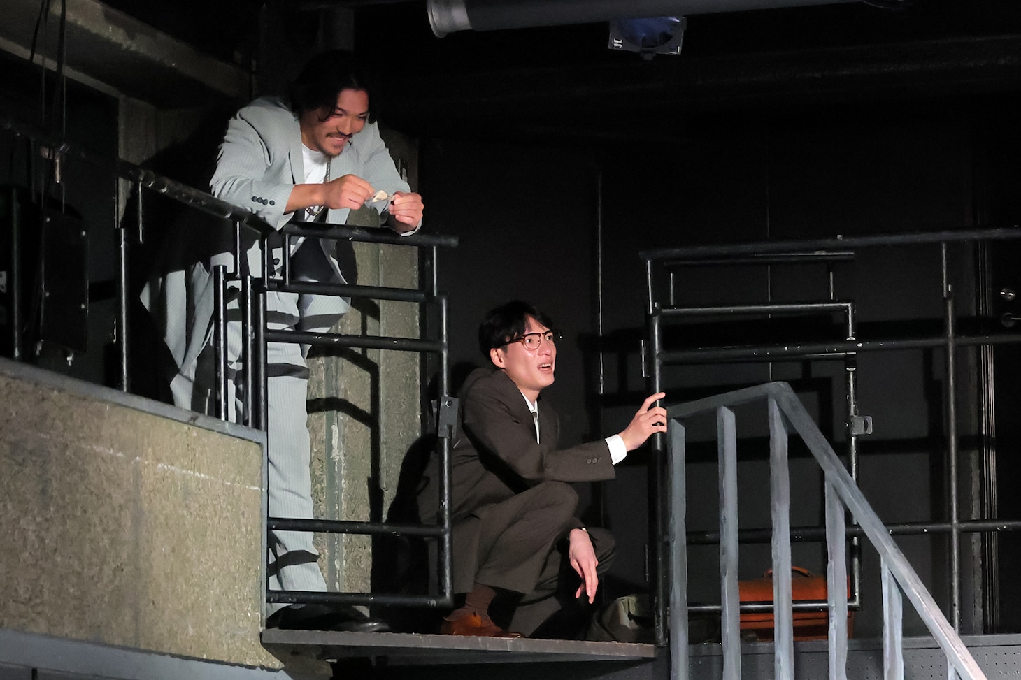 舞台「怪人21面相」より。（撮影：大塚浩史 / ダブルスクイーズ）