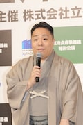 藤間勘十郎