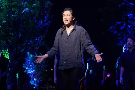 「ミュージカル『ナイツ・テイル -騎士物語-』ARENA LIVE」より、井上芳雄演じるパラモン。