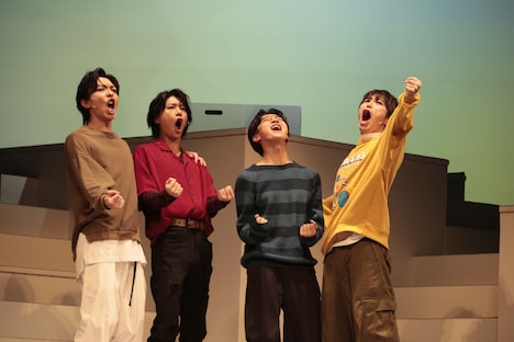 舞台「それってキセキ」より。