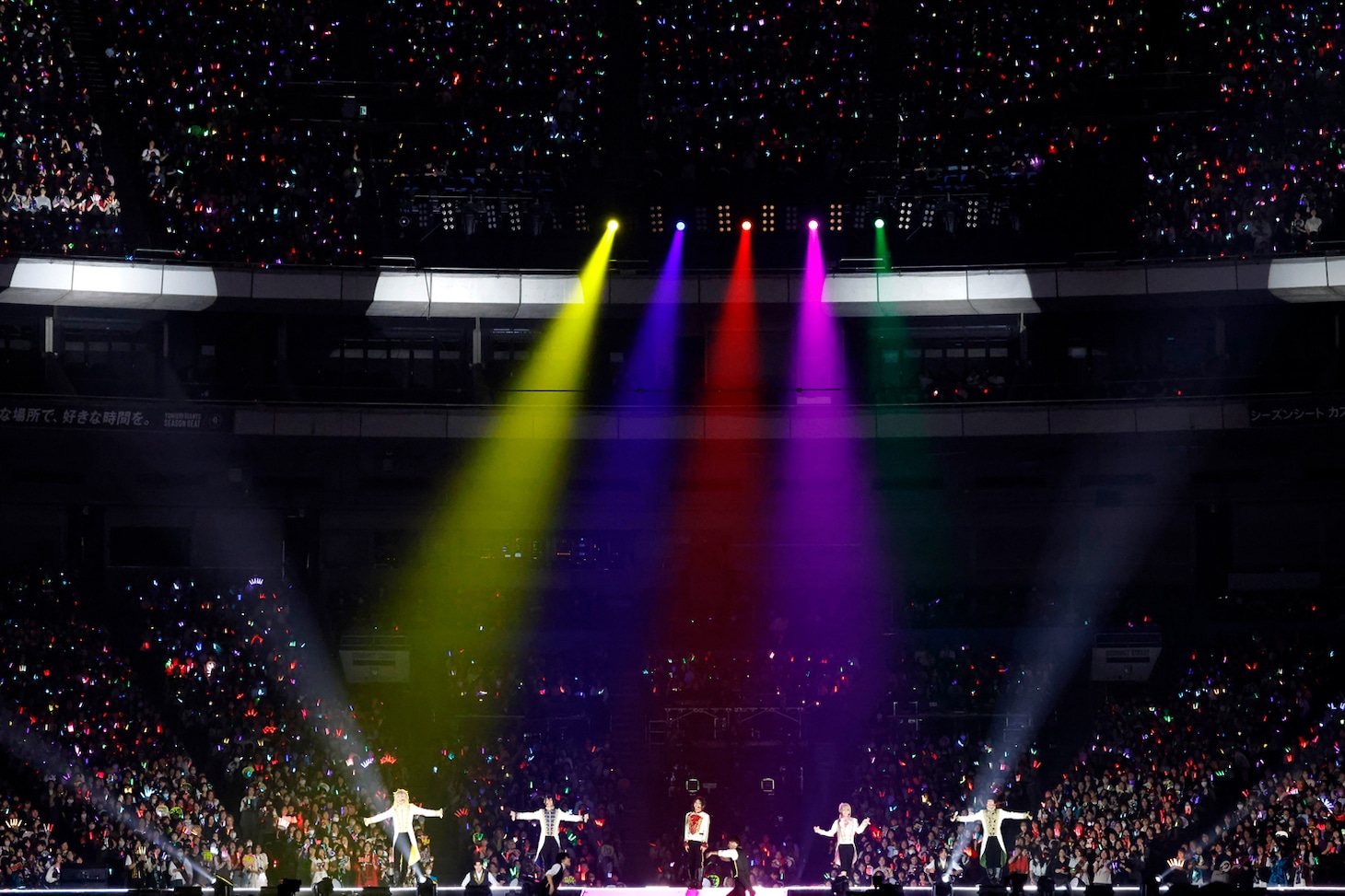 刀剣男士らが東京ドームで47曲を披露！刀ミュ十周年祝賀祭、ステージ写真公開