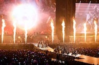 刀剣男士らが東京ドームで47曲を披露！刀ミュ十周年祝賀祭、ステージ写真公開