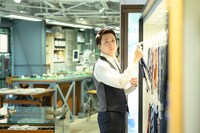 悩むのも楽しい米吉。