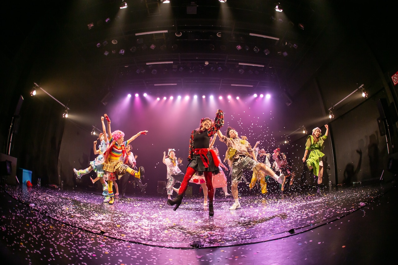 NICO×frogs 第4回公演「しっくハックじゃーにー」より。（撮影
