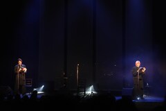 同じ月を見ている、緑川光・佐久間大介らが舞鶴でシベリア抑留伝える朗読劇「約束の鎮魂歌」開幕