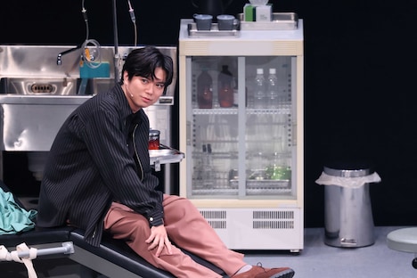 パルコ・プロデュース2025「カタシロ～Relive vol.2～」より。（撮影：宮川舞子）