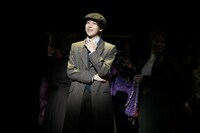 ミュージカル「コレット」より。©ミュージカル「コレット」製作委員会／岡本隆史